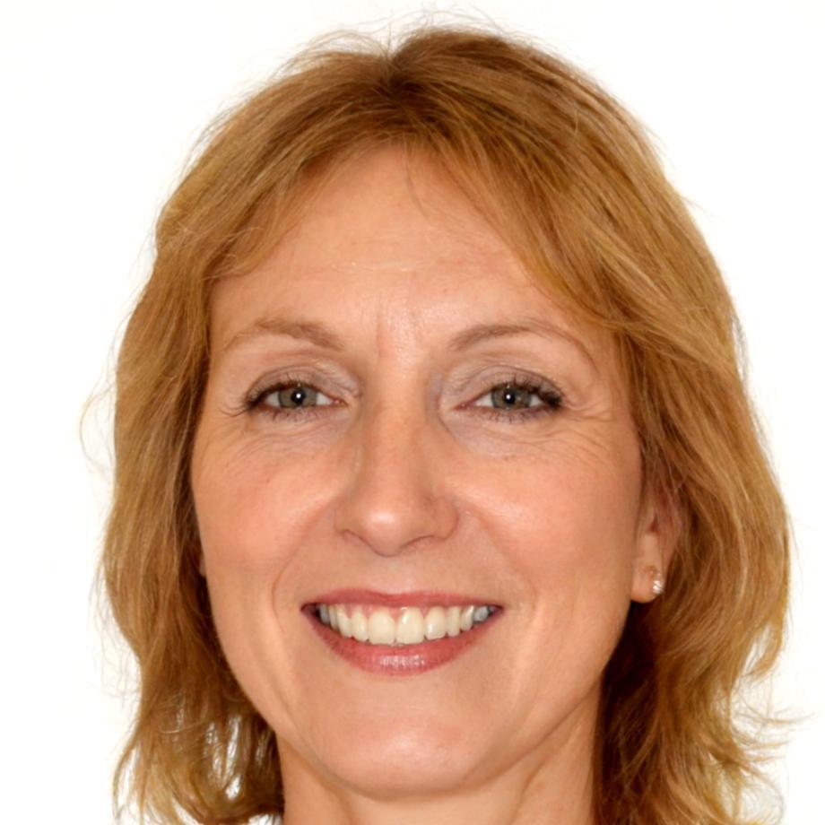 Ana García, Consultora de Inversiones